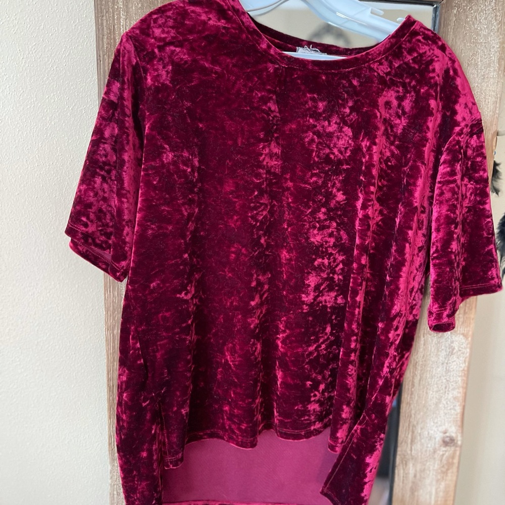 Crushed velvet top